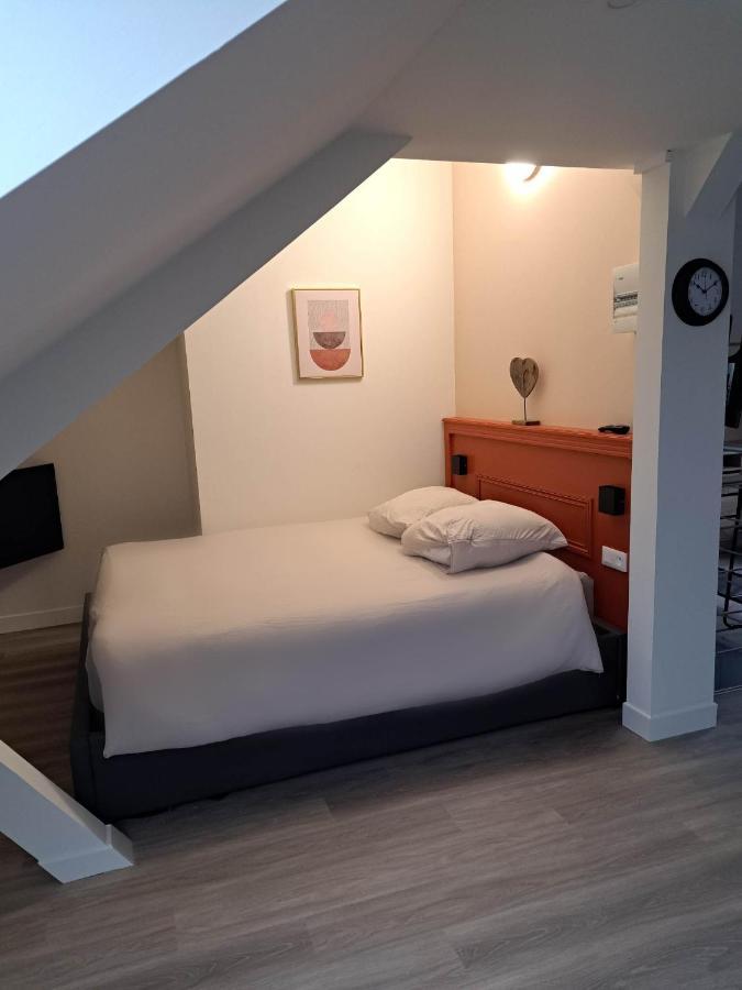 Studio Spacieux Et Elegant Au Coeur De Bourbourg - Gare A Proximite Kültér fotó