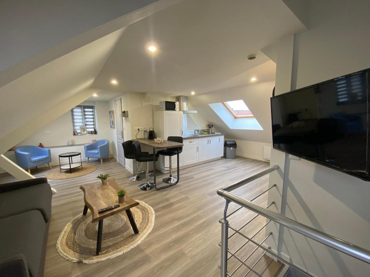 Studio Spacieux Et Elegant Au Coeur De Bourbourg - Gare A Proximite Kültér fotó